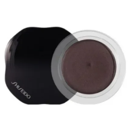Borcănel negru Shiseido cu capacul dat la o parte și fard cremos maro închis sidefat în interior