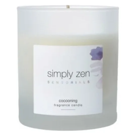 Lumânare parfumată Simply Zen Sensorials Cocooning 240 g Borcan mat de lumânare Simply Zen Sensorials cocooning, cu etichetă albă și acuarelă violet