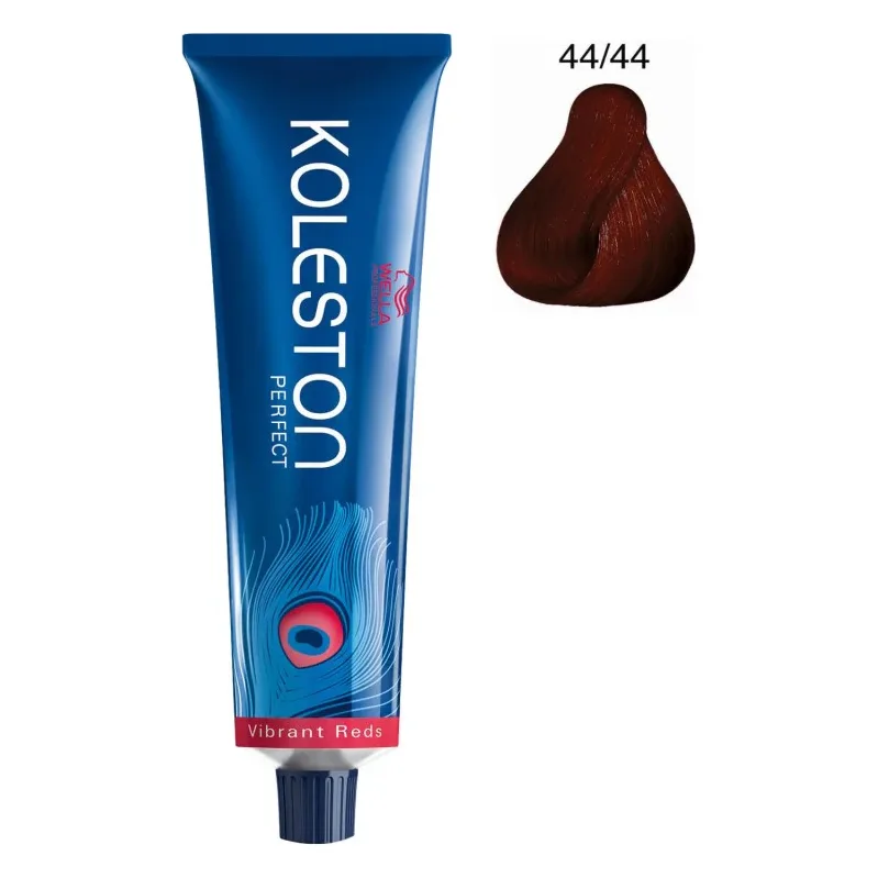 Vopsea Wella Koleston Perfect 44/44 60 ml – ambalaj Tub Koleston Perfect cu pană de păun și banda Vibrant Reds, lângă codul 44/44 și o mostră de păr roșu-castaniu